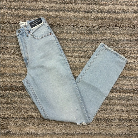 Abercrombie Curve Love Ultra High Rise 90’s Straight Jeans Sz 25L | Abercrombie - Picture 12 of 14